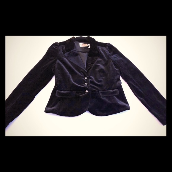 Juicy couture high quality thick velour cropped jacket. High Quality Rhinestone - Picture 3 of 12